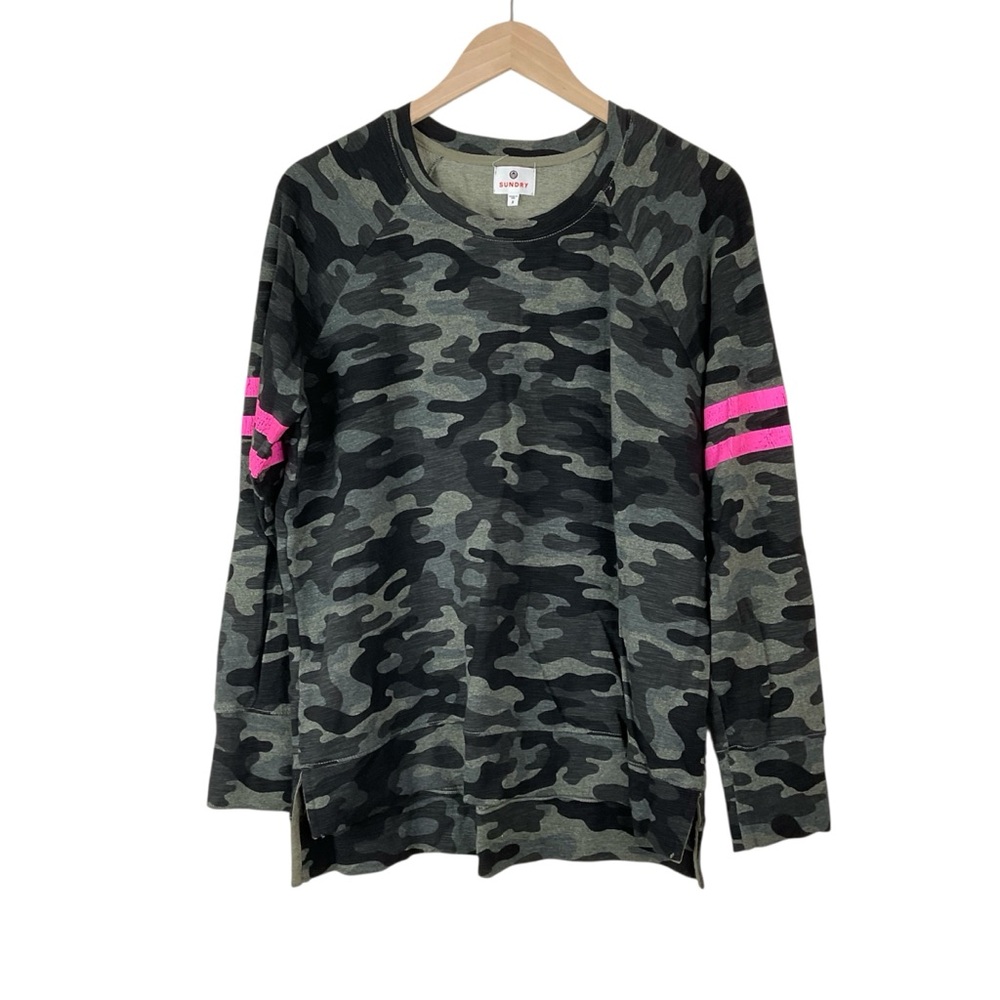 Sundry Camo Long Sleeve Top Size 2 Medium